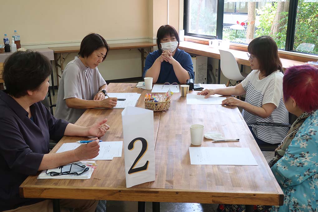 [写真]ファミサポミーティング 2枚目