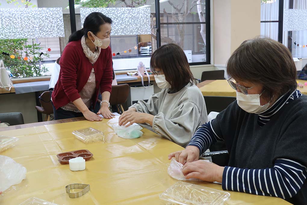 [写真]交流会 2枚目